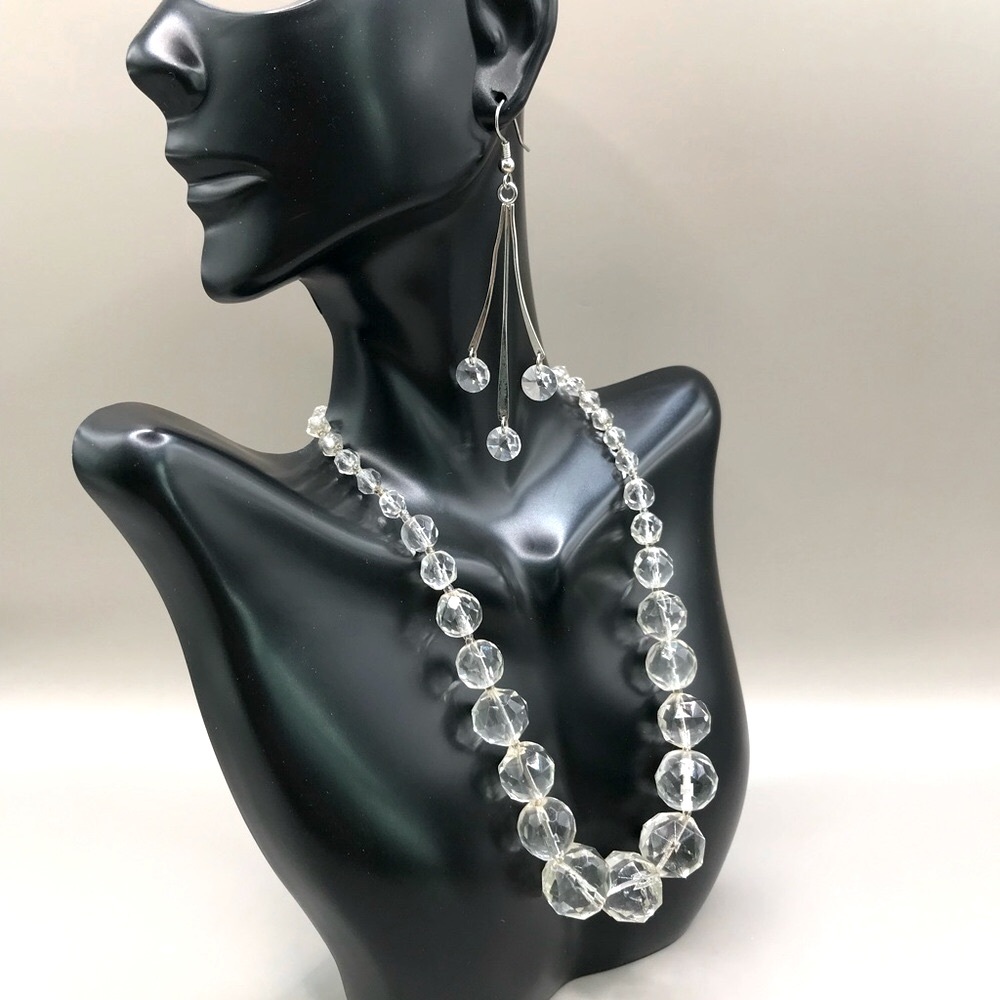 Vintage Faceted Graduated Glass Bead Necklace